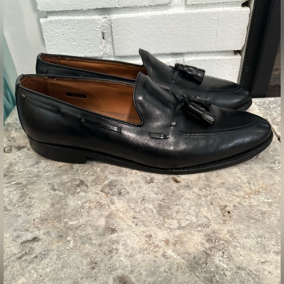 Allen Edmonds Grayson Tassel Loafers Mens 11D Black Leather USA 8217 Bench Welt main image 5